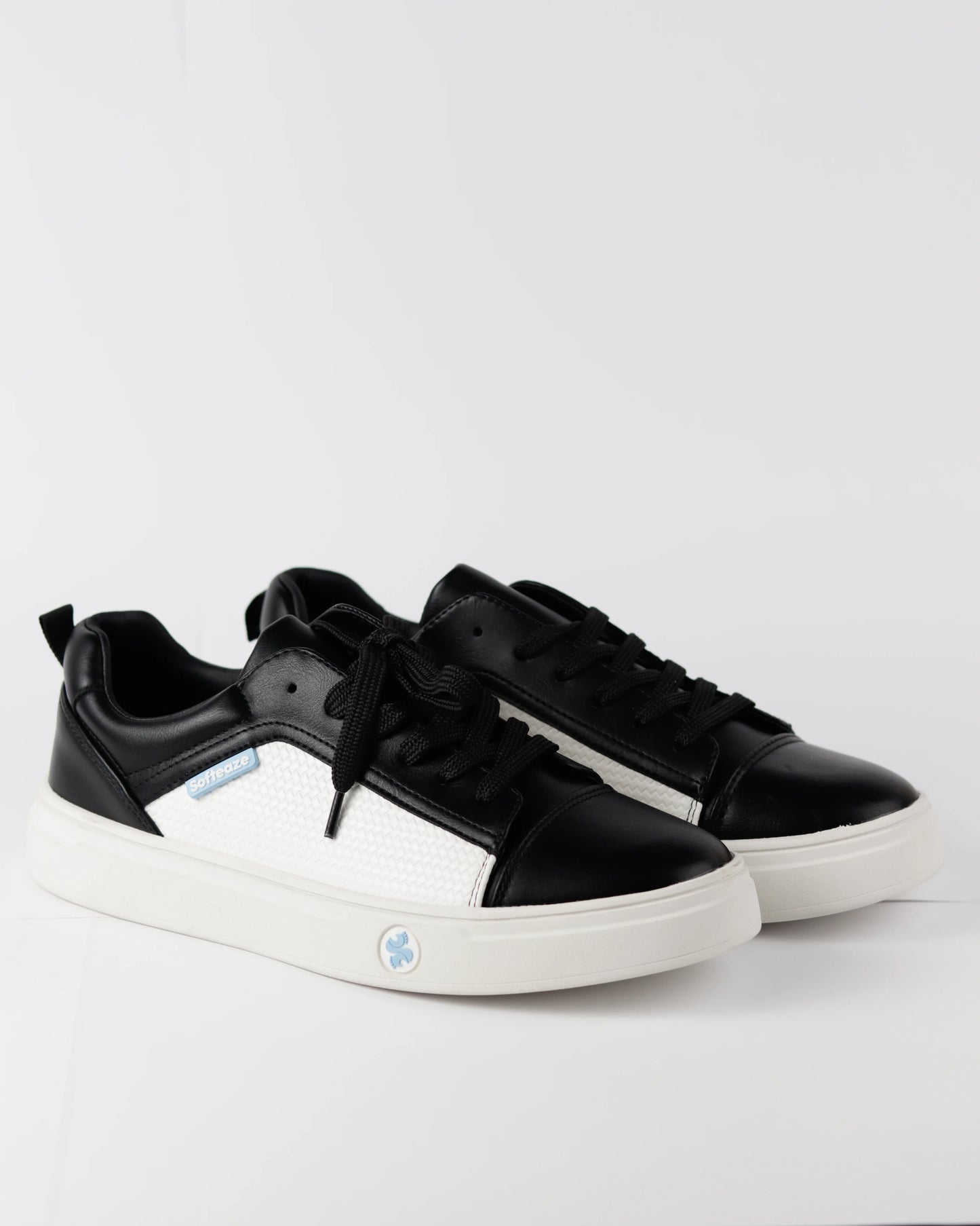 Panda -  Black & White
